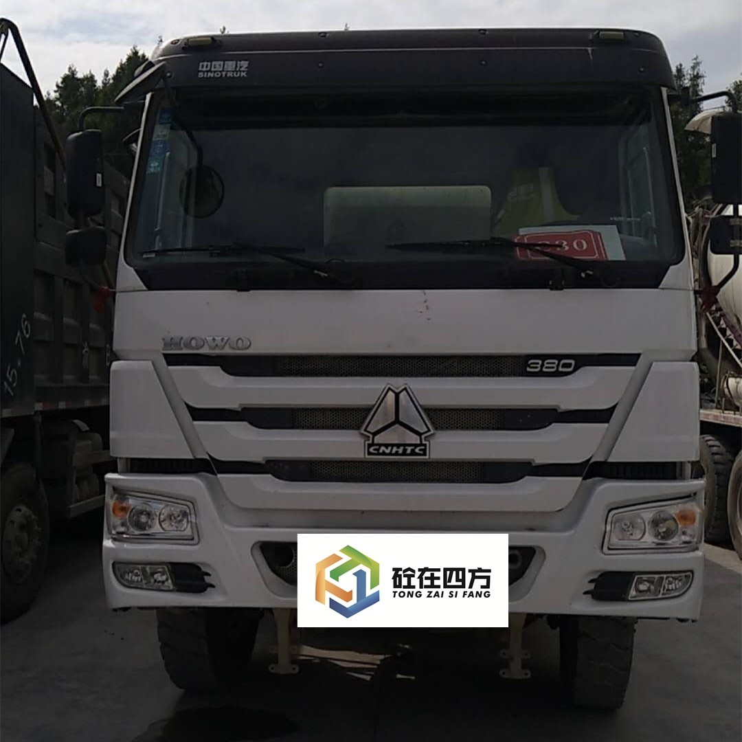 https://images.tongzsf.com/tong/truck_machine/20210127/160117a0e5b492.jpg