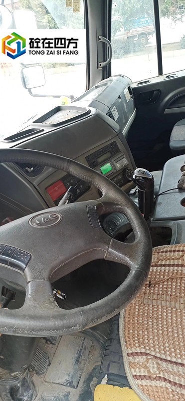 https://images.tongzsf.com/tong/truck_machine/20210127/160117b2eaf51f.jpg