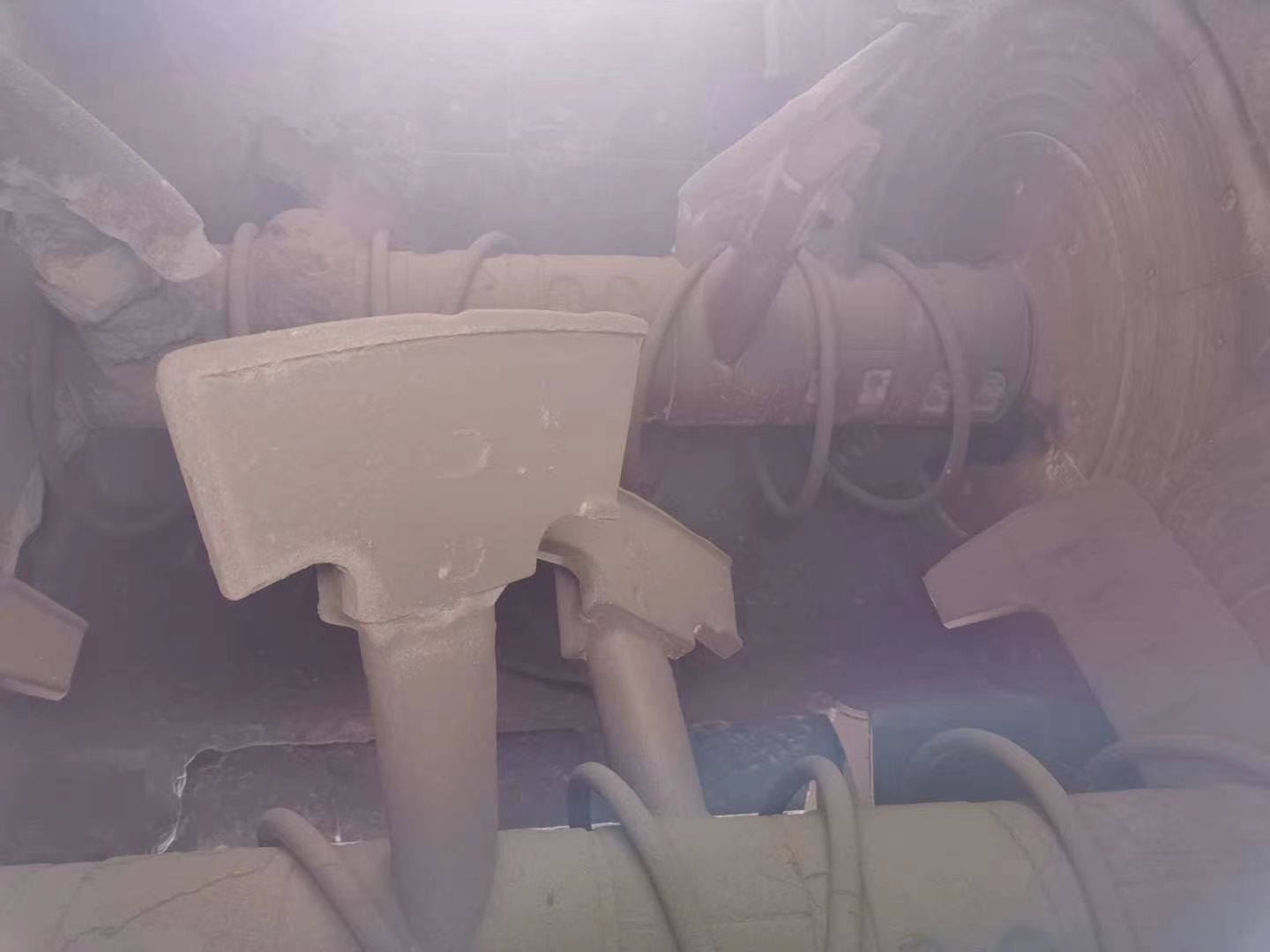 https://images.tongzsf.com/tong/truck_machine/20210127/160117d93b6912.jpg