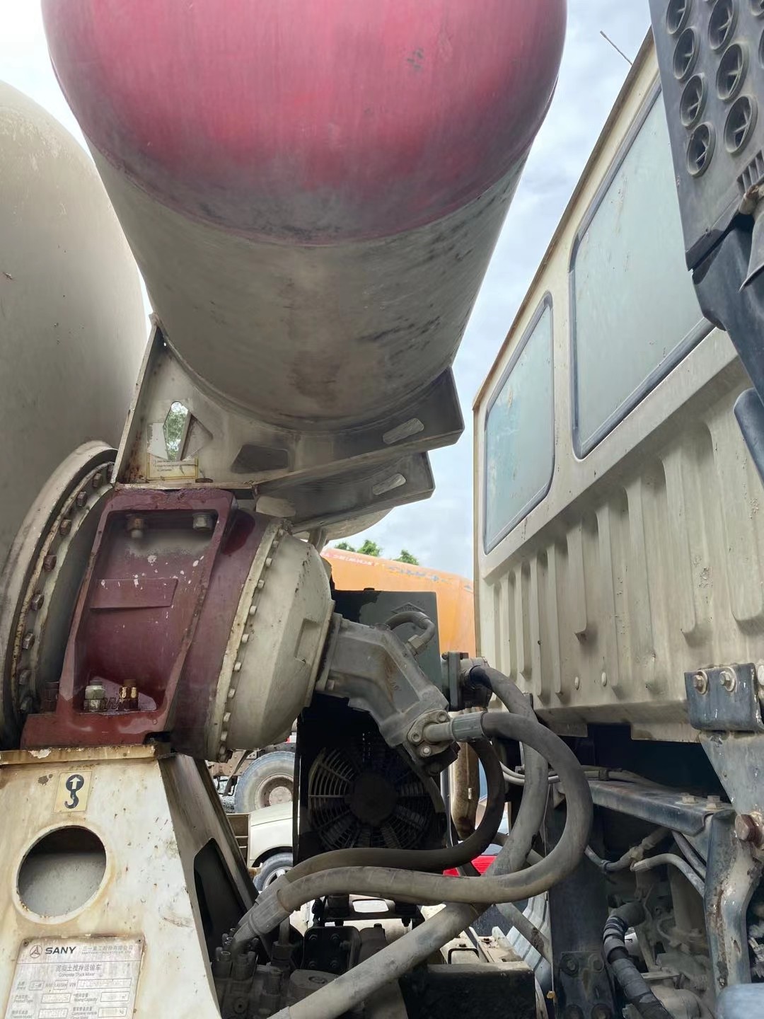 https://images.tongzsf.com/tong/truck_machine/20210127/160117d99cf2db.jpg