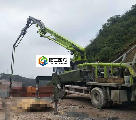 https://images.tongzsf.com/tong/truck_machine/20210127/160117d9ad76e8.jpg