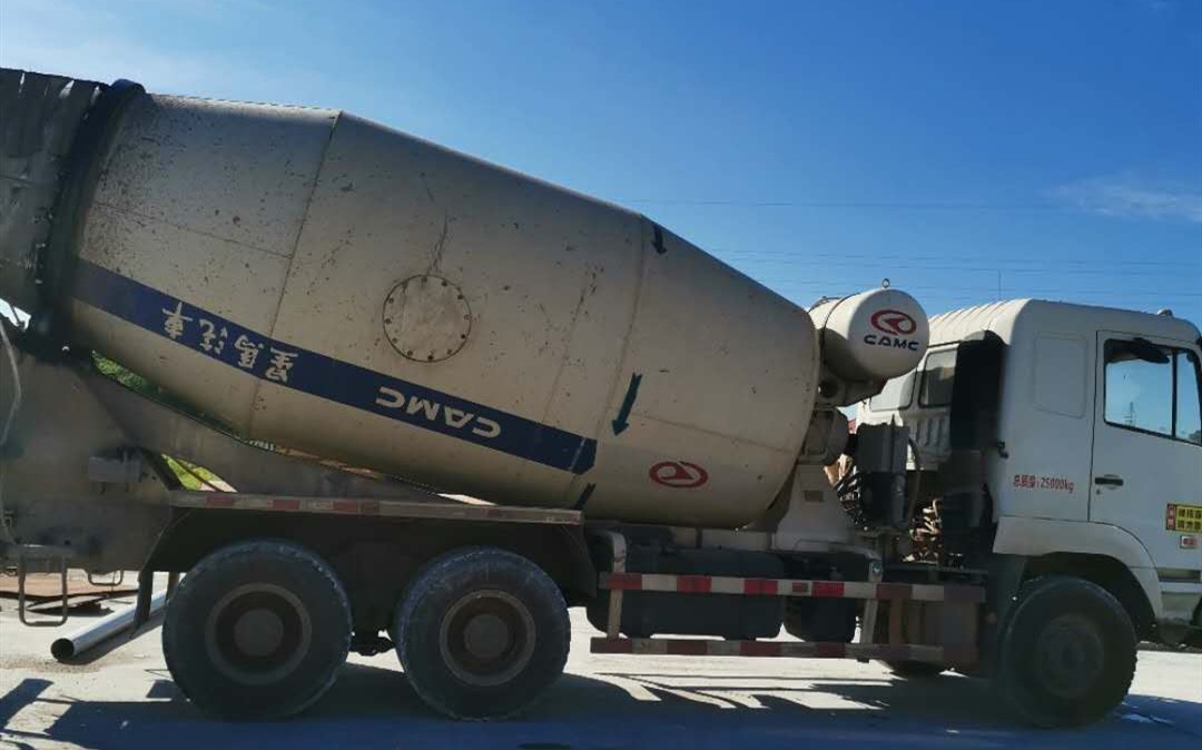 https://images.tongzsf.com/tong/truck_machine/20210127/160117eb213fed.jpg