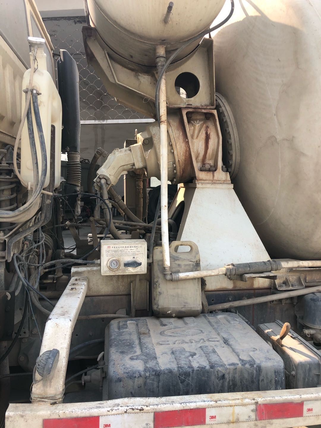 https://images.tongzsf.com/tong/truck_machine/20210127/160117ebd41aef.jpg
