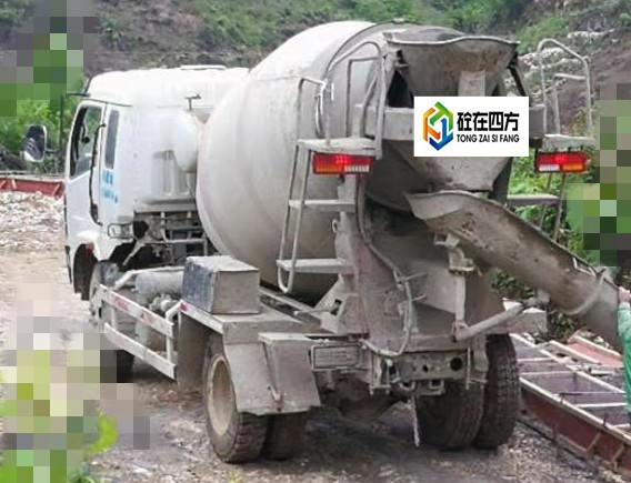 https://images.tongzsf.com/tong/truck_machine/20210127/160117fe70ba98.jpg