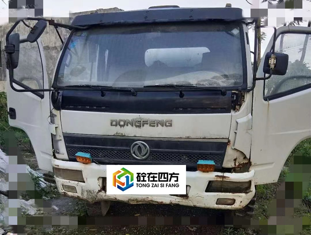 https://images.tongzsf.com/tong/truck_machine/20210127/160117fe725e21.jpg