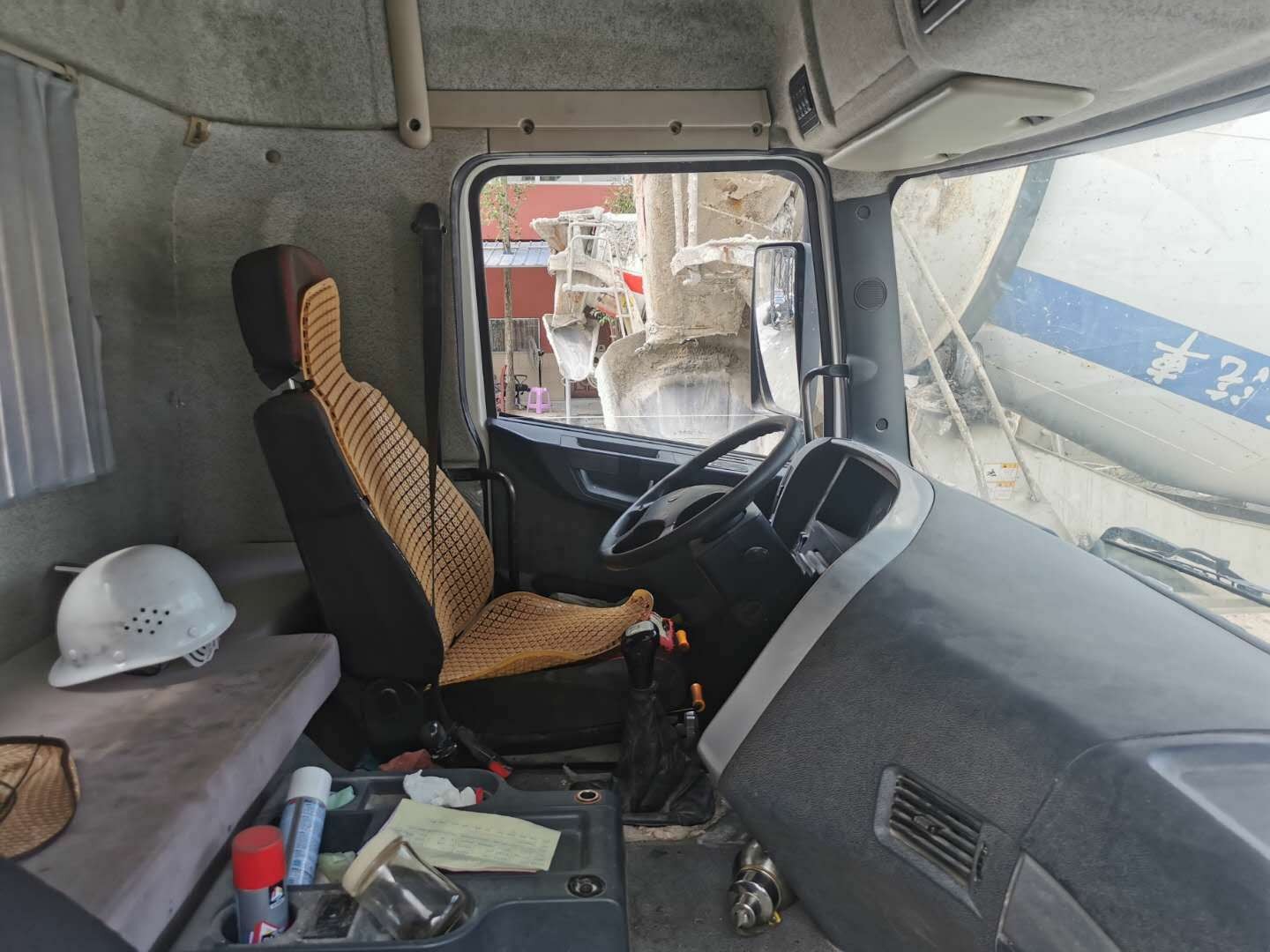 https://images.tongzsf.com/tong/truck_machine/20210127/160117fe96f2e5.jpg