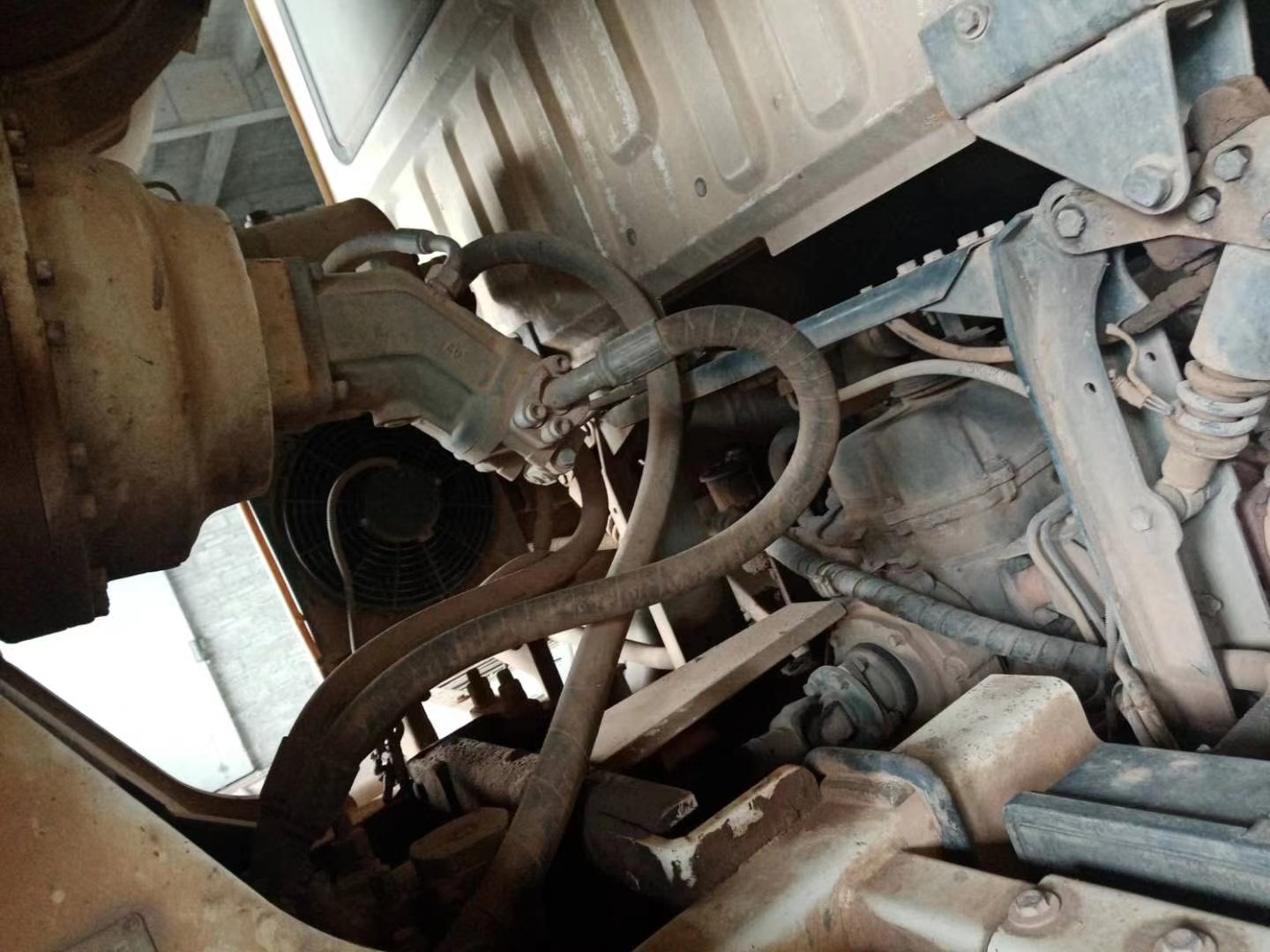 https://images.tongzsf.com/tong/truck_machine/20210128/16011feb8d3371.jpg