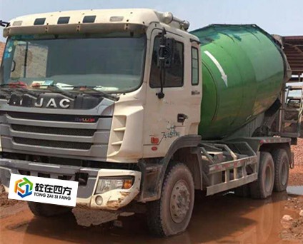 https://images.tongzsf.com/tong/truck_machine/20210128/16011febb909bb.jpg
