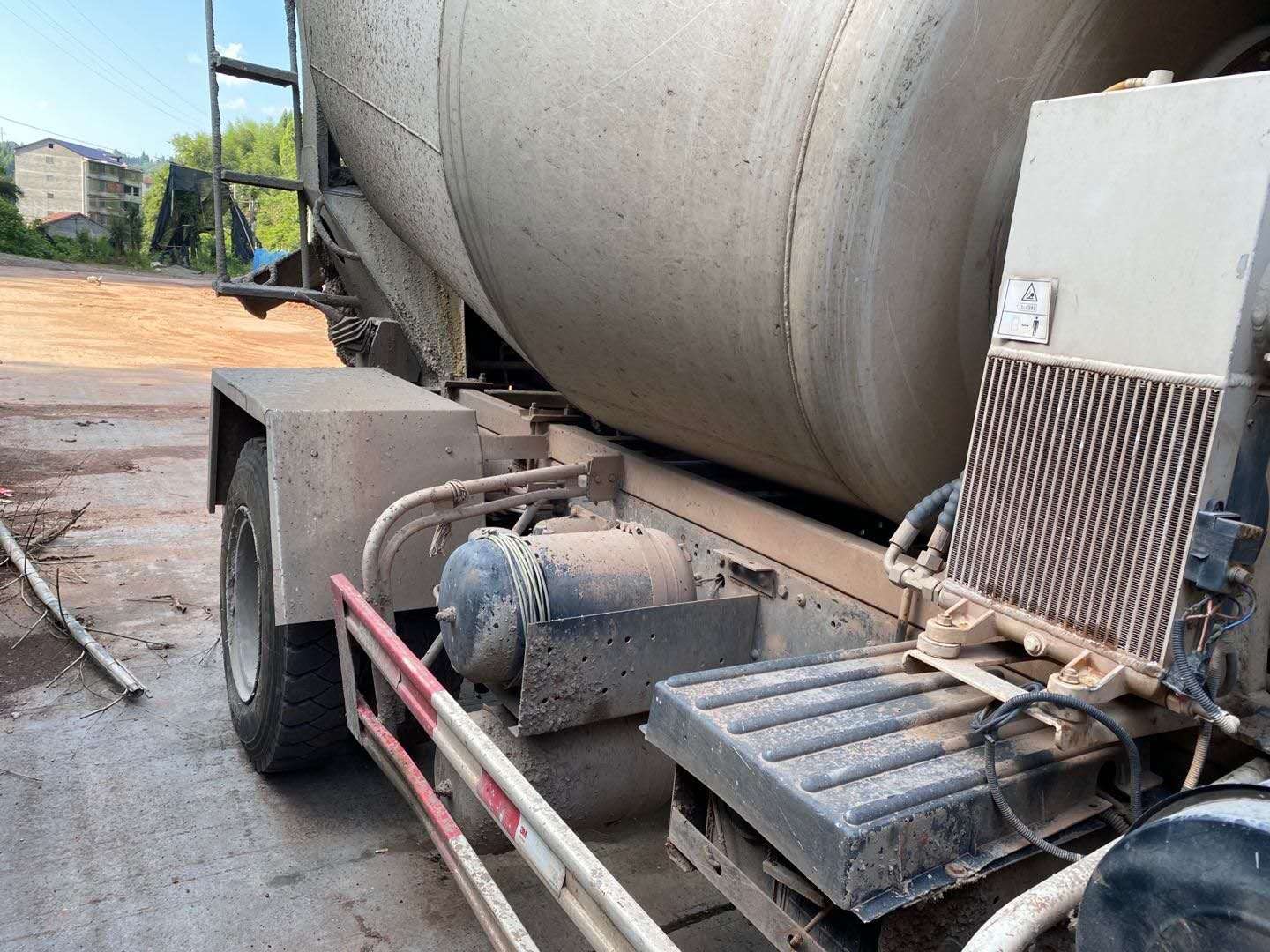 https://images.tongzsf.com/tong/truck_machine/20210128/160120413b2179.jpg
