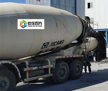 https://images.tongzsf.com/tong/truck_machine/20210128/16012041b4062b.jpg