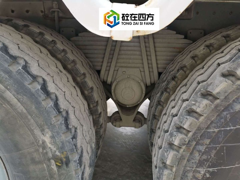 https://images.tongzsf.com/tong/truck_machine/20210128/16012041c4ef7f.jpg