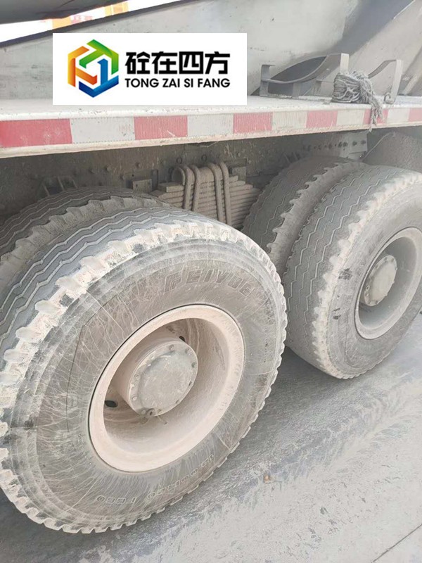https://images.tongzsf.com/tong/truck_machine/20210128/160120420e2ed4.jpg