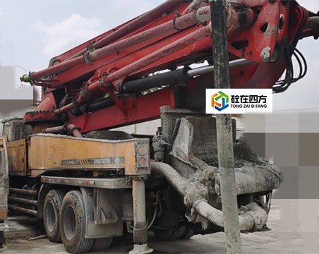https://images.tongzsf.com/tong/truck_machine/20210128/16012054e700fa.jpg