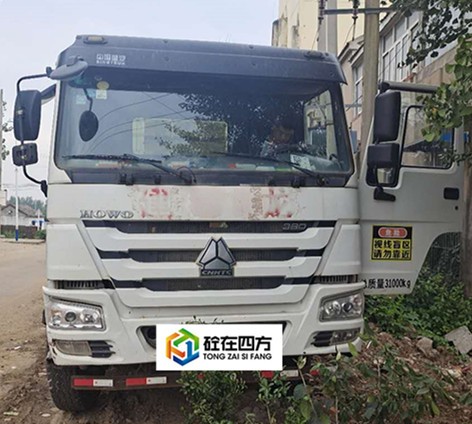 https://images.tongzsf.com/tong/truck_machine/20210128/16012067806656.jpg