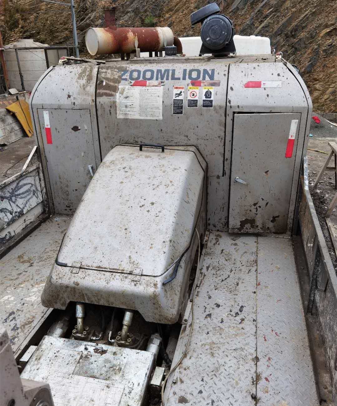 https://images.tongzsf.com/tong/truck_machine/20210128/1601207ac917e1.jpg