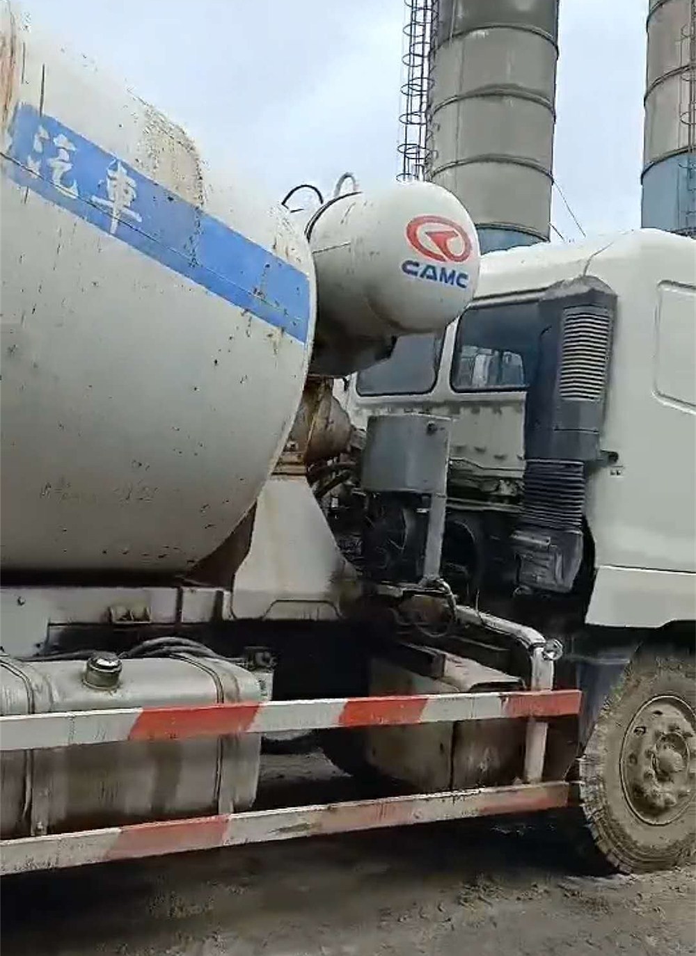https://images.tongzsf.com/tong/truck_machine/20210128/1601207ae910e9.jpg