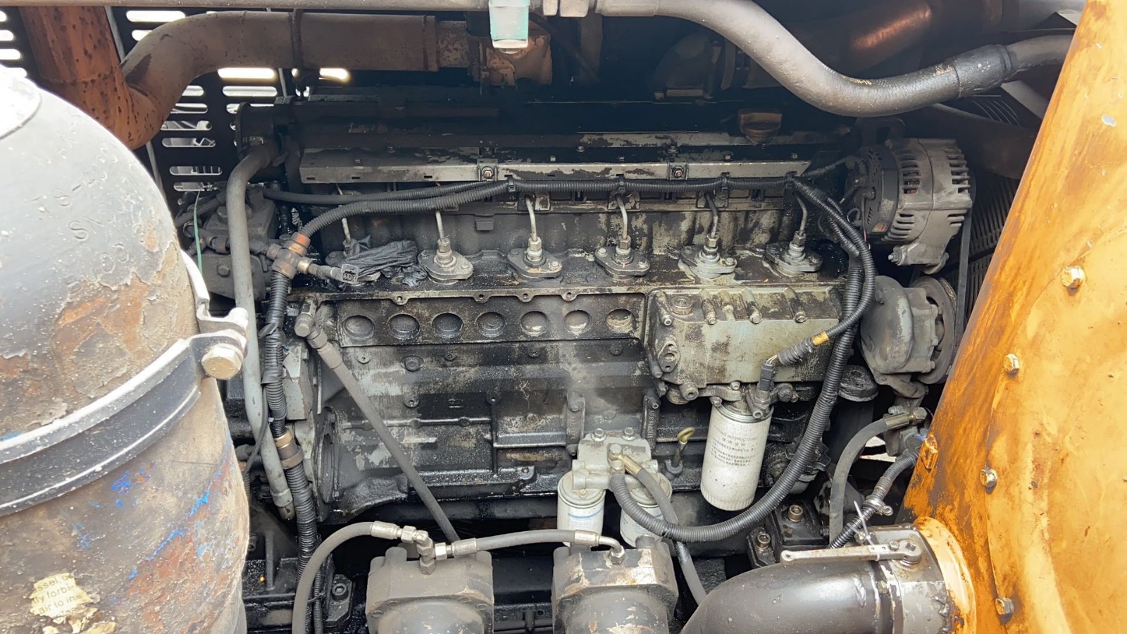 https://images.tongzsf.com/tong/truck_machine/20210128/1601208c6aea64.jpg