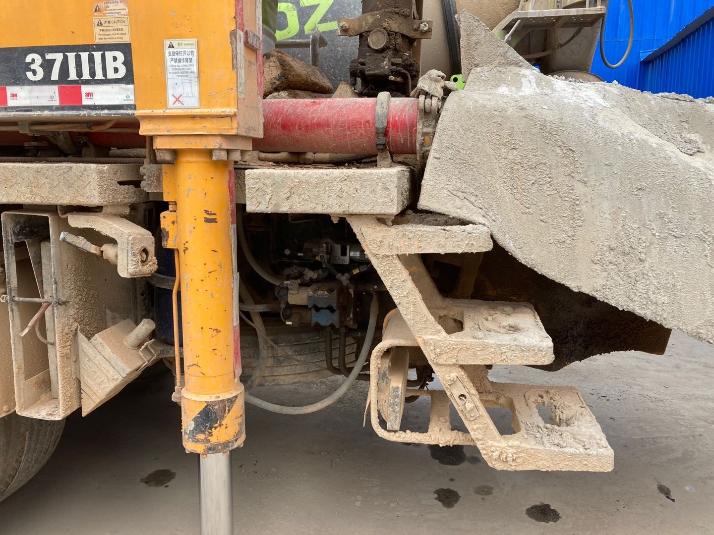 https://images.tongzsf.com/tong/truck_machine/20210128/1601208d00cb05.jpg