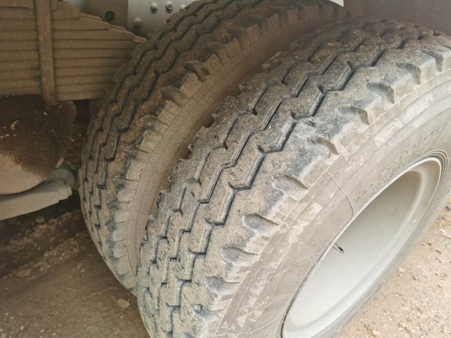 https://images.tongzsf.com/tong/truck_machine/20210128/1601208d9350ed.jpg