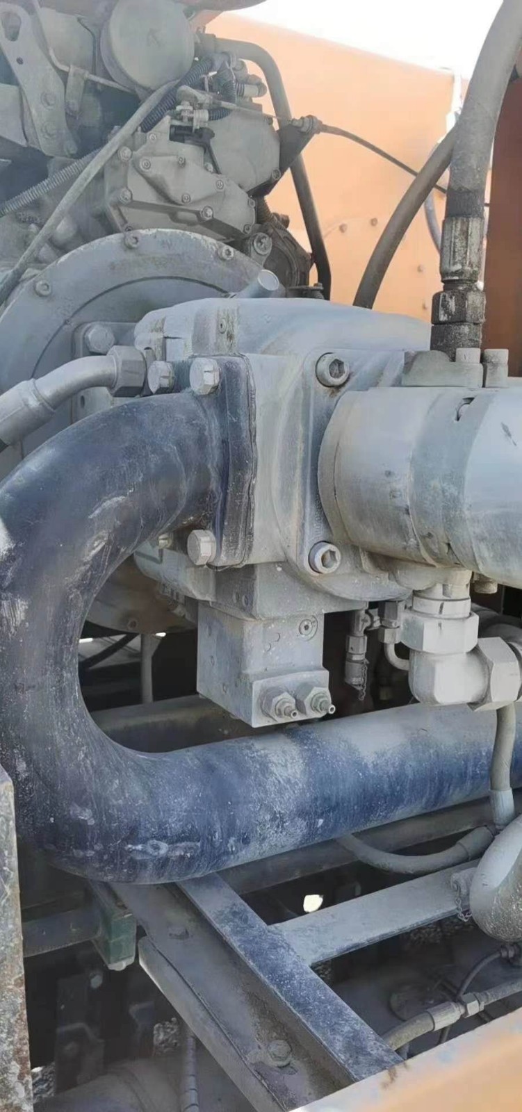 https://images.tongzsf.com/tong/truck_machine/20210128/1601209f7642de.jpg