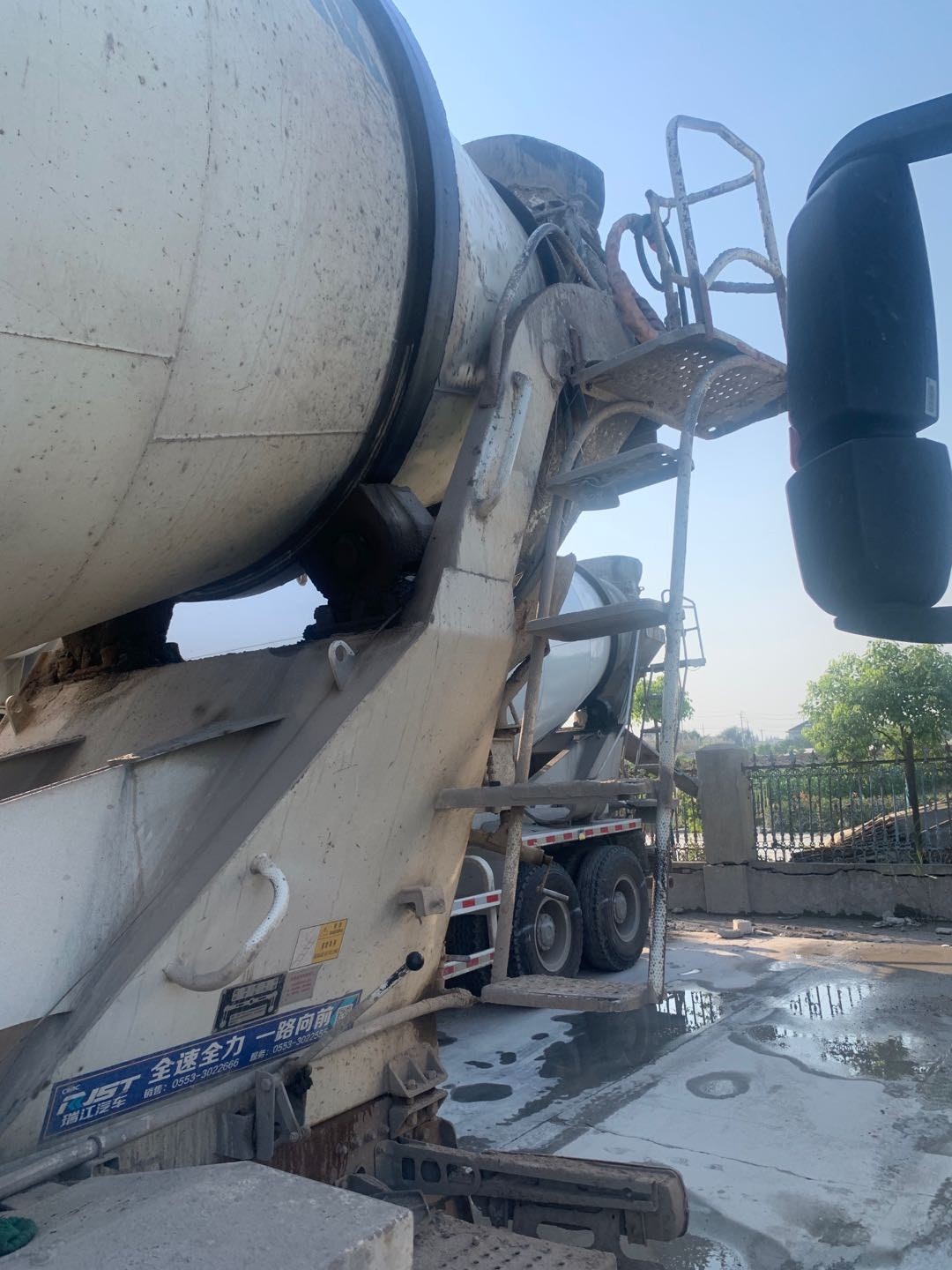 https://images.tongzsf.com/tong/truck_machine/20210128/1601209f9682e8.jpg