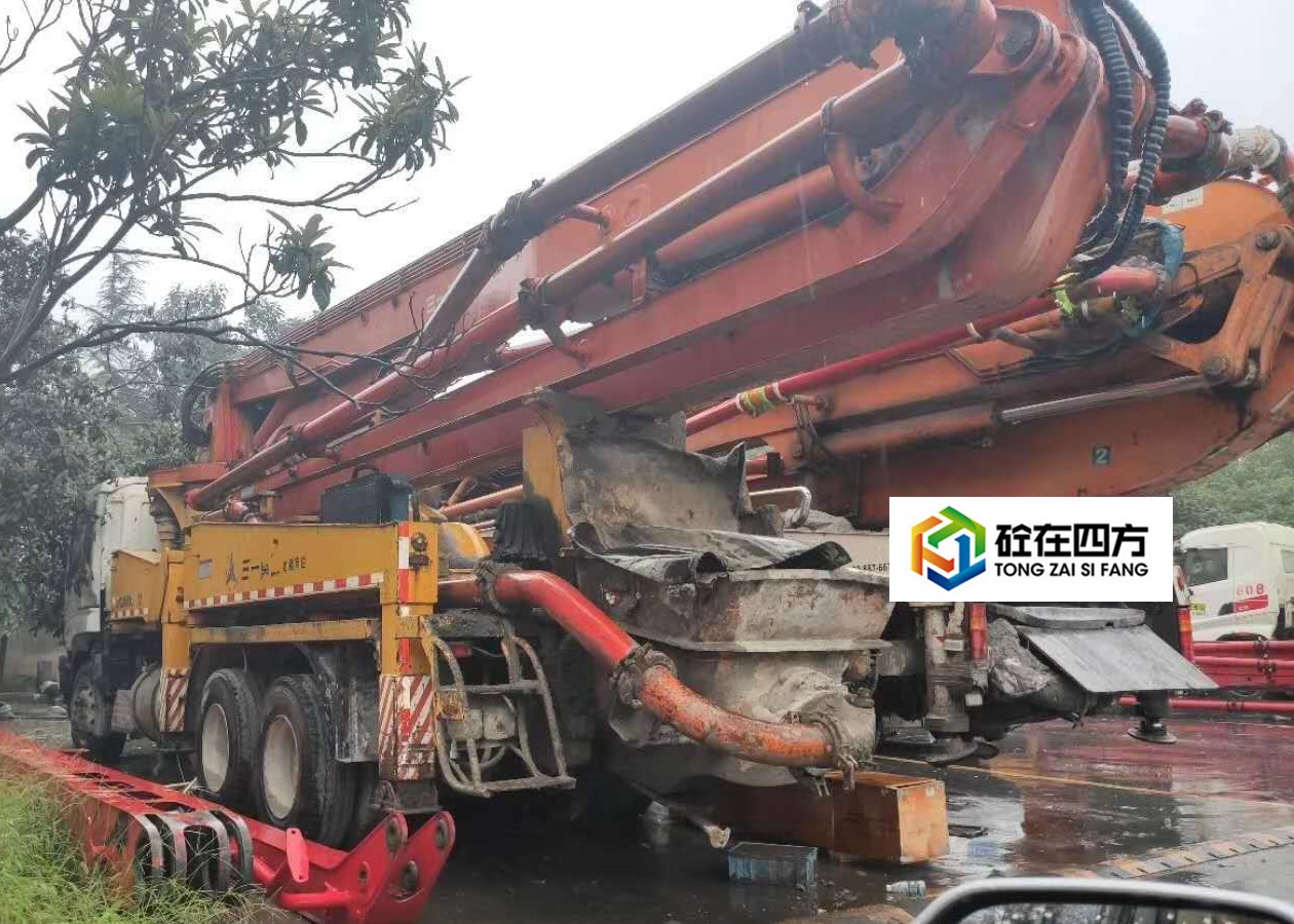 https://images.tongzsf.com/tong/truck_machine/20210128/160120b25ddd31.jpg