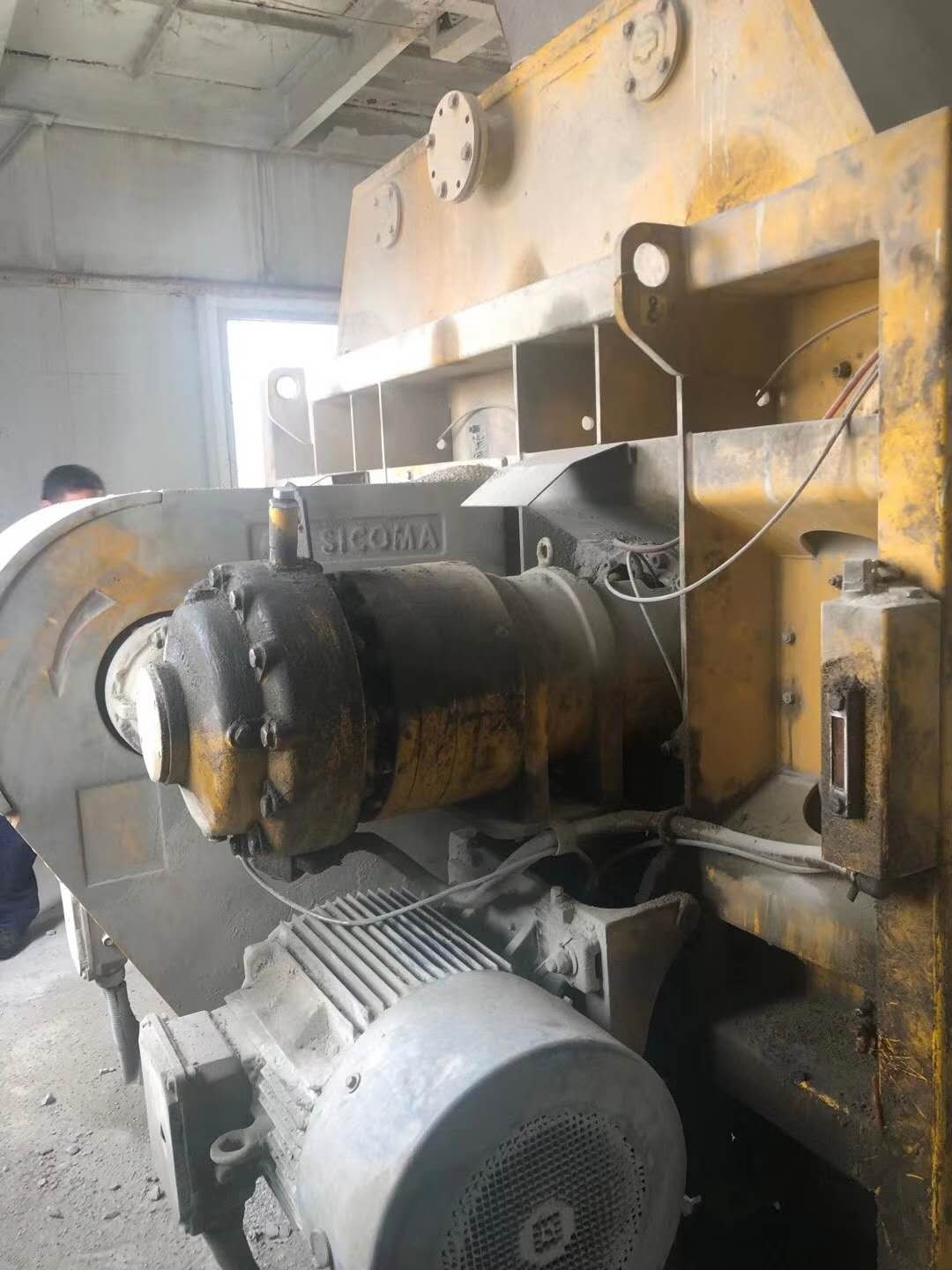 https://images.tongzsf.com/tong/truck_machine/20210128/160120b2db423e.jpg