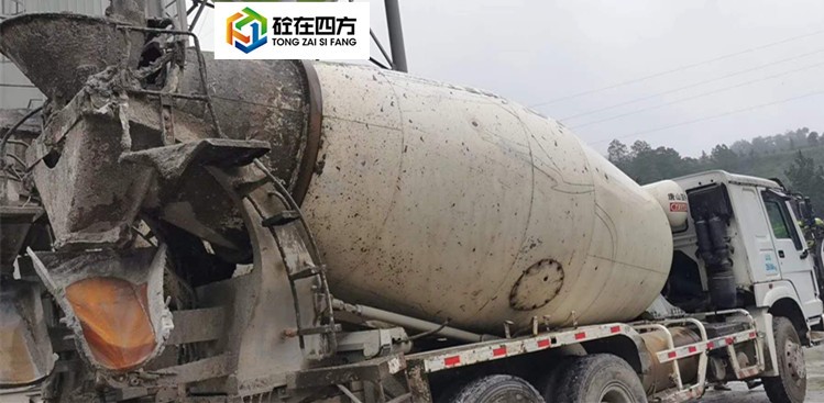 https://images.tongzsf.com/tong/truck_machine/20210128/160120b2e92d24.jpg