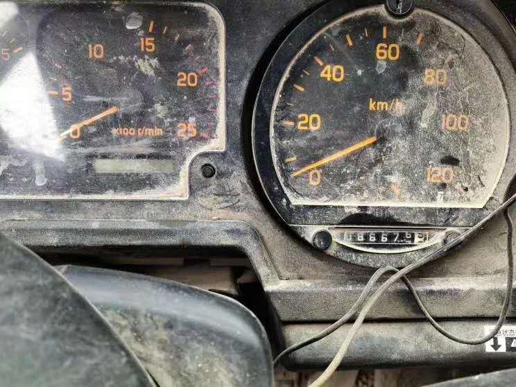 https://images.tongzsf.com/tong/truck_machine/20210128/160120eae2ba3b.jpg