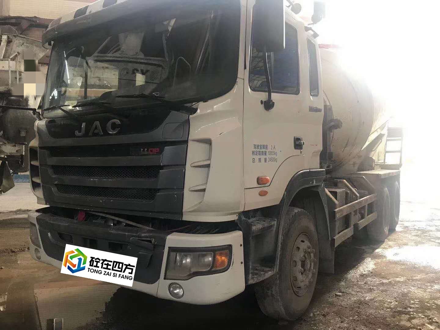 https://images.tongzsf.com/tong/truck_machine/20210128/160120eb3de6c0.jpg