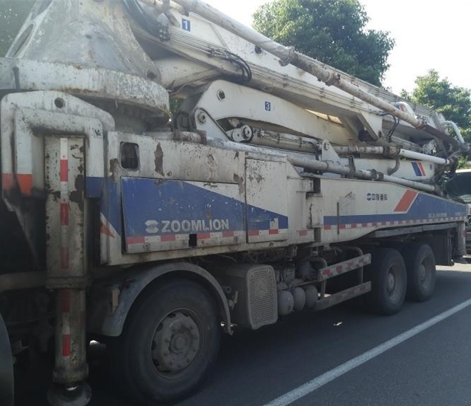 https://images.tongzsf.com/tong/truck_machine/20210128/160120fe05dfb4.jpg