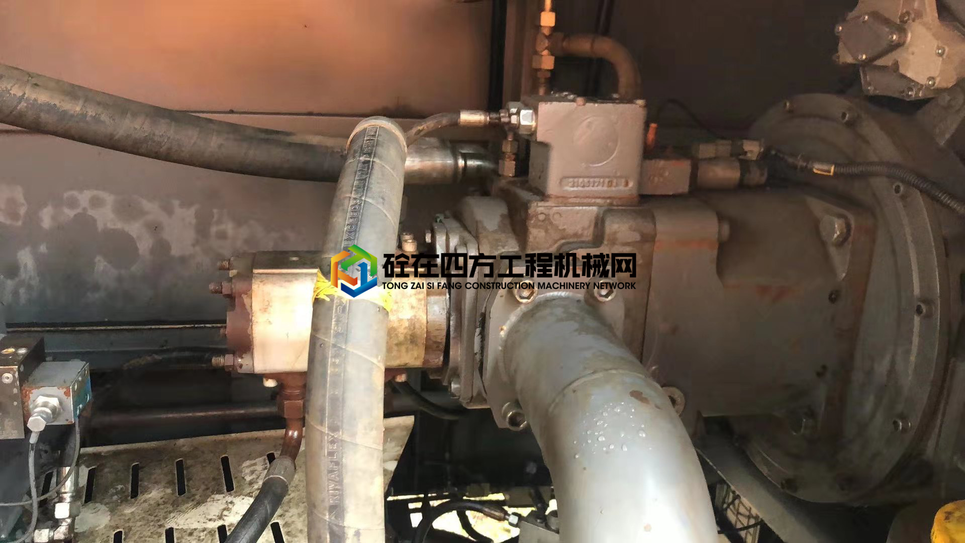 https://images.tongzsf.com/tong/truck_machine/20210128/16012109e0f27b.jpg