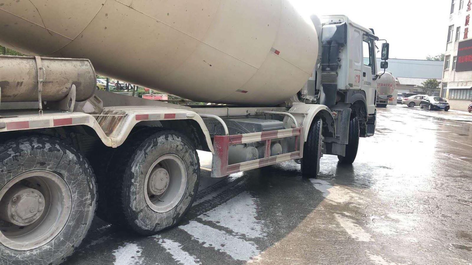 https://images.tongzsf.com/tong/truck_machine/20210128/1601210f8ebc2b.jpg