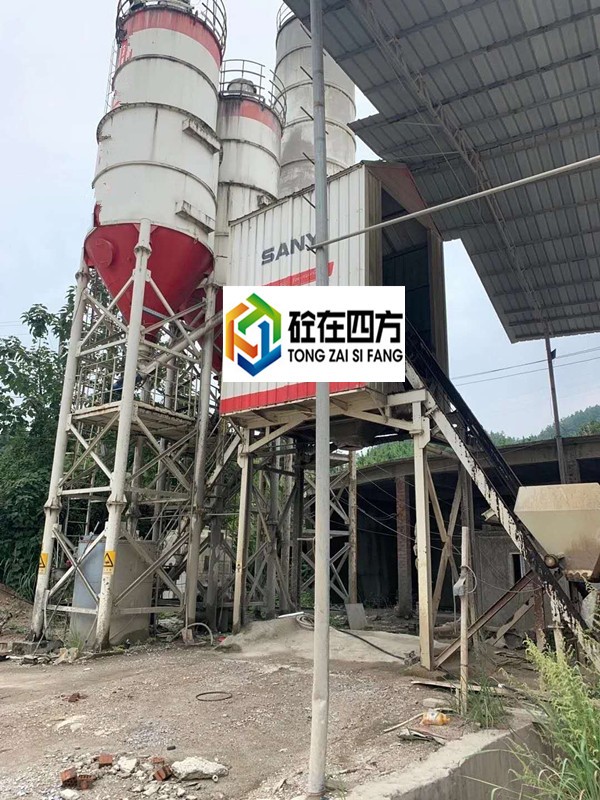 https://images.tongzsf.com/tong/truck_machine/20210128/1601212270f097.jpg