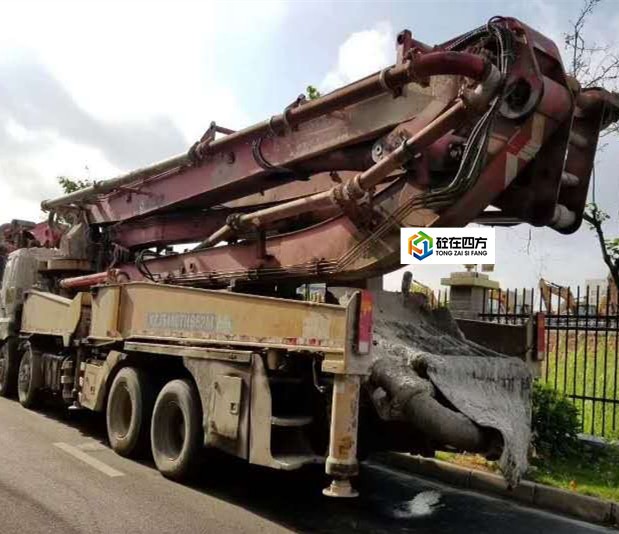 https://images.tongzsf.com/tong/truck_machine/20210128/16012123857809.jpg