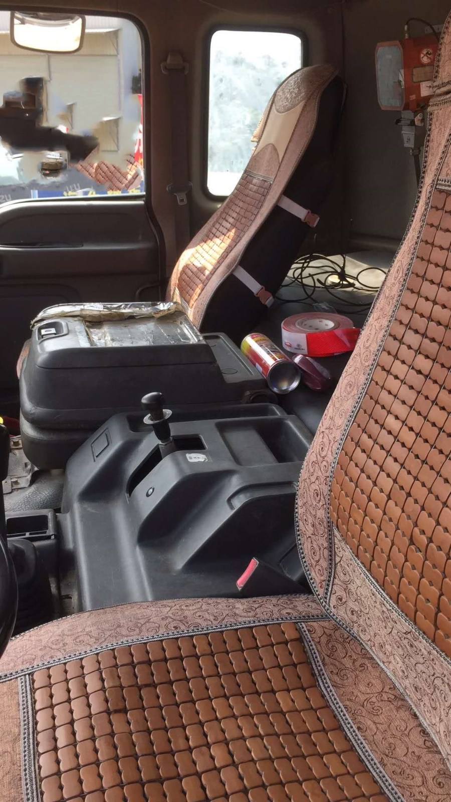 https://images.tongzsf.com/tong/truck_machine/20210128/160121369bedce.jpg