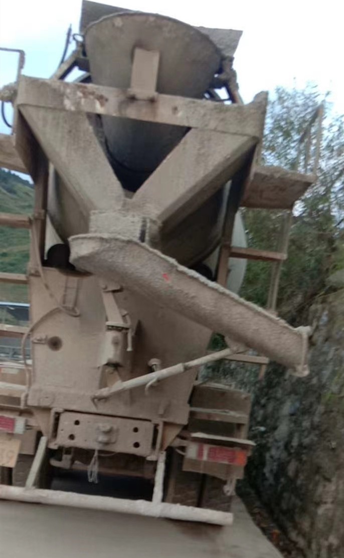 https://images.tongzsf.com/tong/truck_machine/20210128/16012149654409.jpg