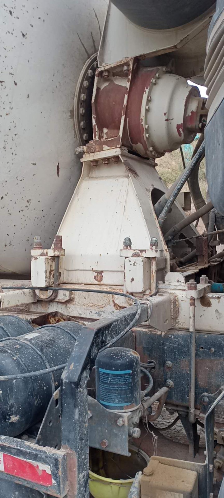 https://images.tongzsf.com/tong/truck_machine/20210128/160121498e3273.jpg