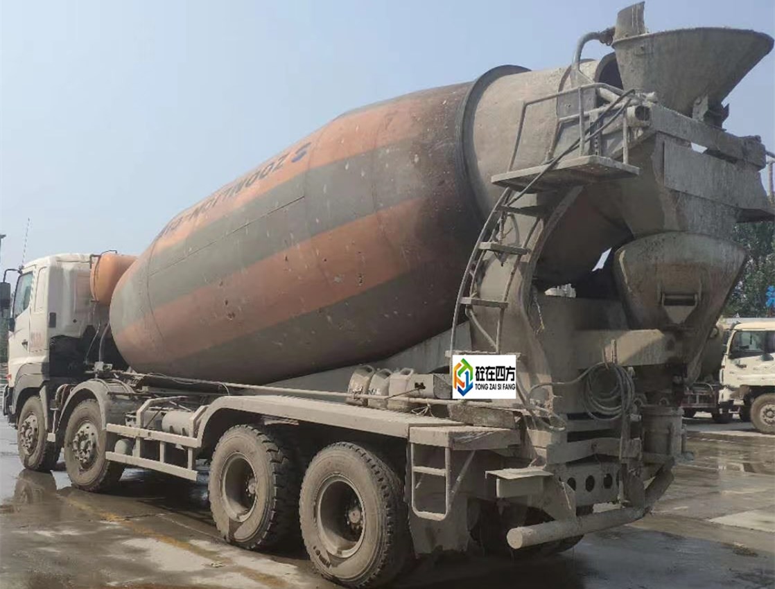 https://images.tongzsf.com/tong/truck_machine/20210128/1601215aa5dd71.jpg