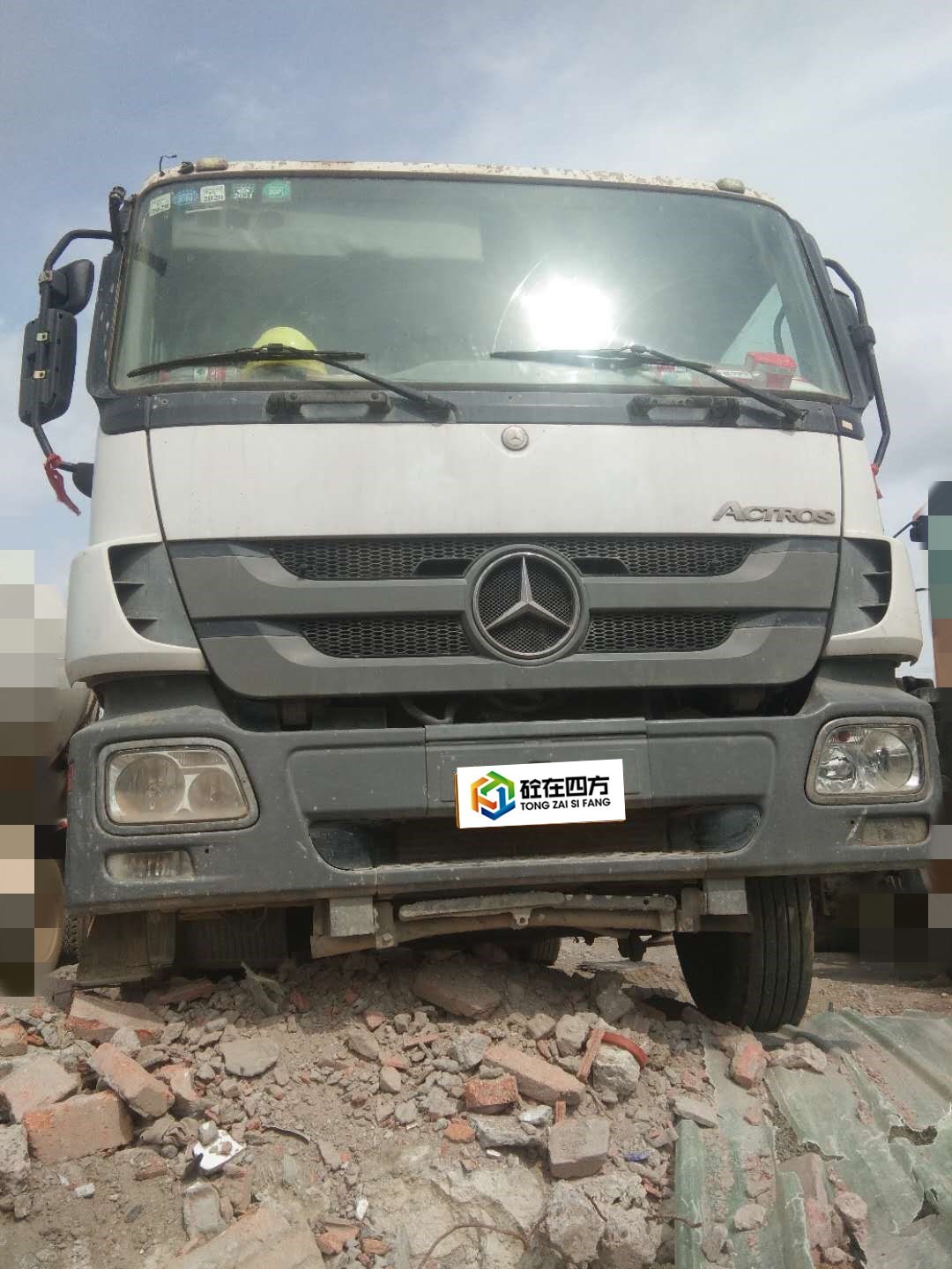 https://images.tongzsf.com/tong/truck_machine/20210128/1601215b6db79c.jpg