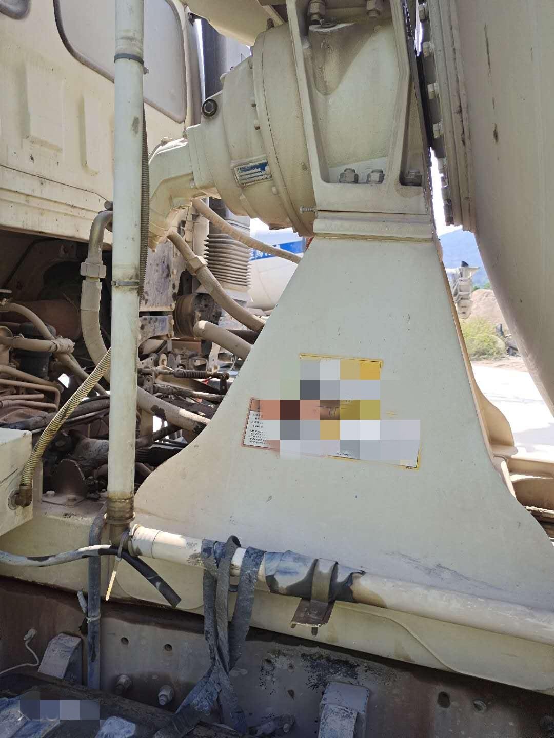 https://images.tongzsf.com/tong/truck_machine/20210128/1601215bbde774.jpg