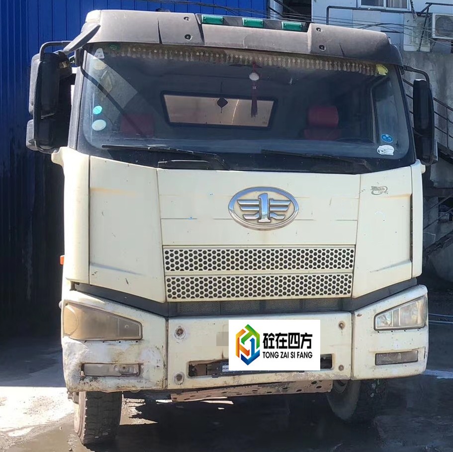 https://images.tongzsf.com/tong/truck_machine/20210128/1601215bea8569.jpg