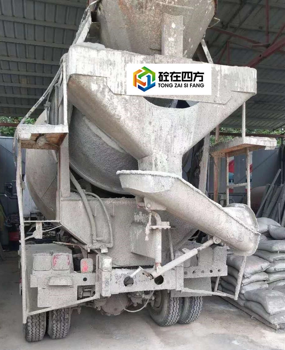 https://images.tongzsf.com/tong/truck_machine/20210128/1601215bf51f08.jpg