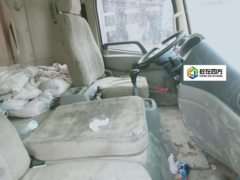 https://images.tongzsf.com/tong/truck_machine/20210128/1601216d50d4cc.jpg
