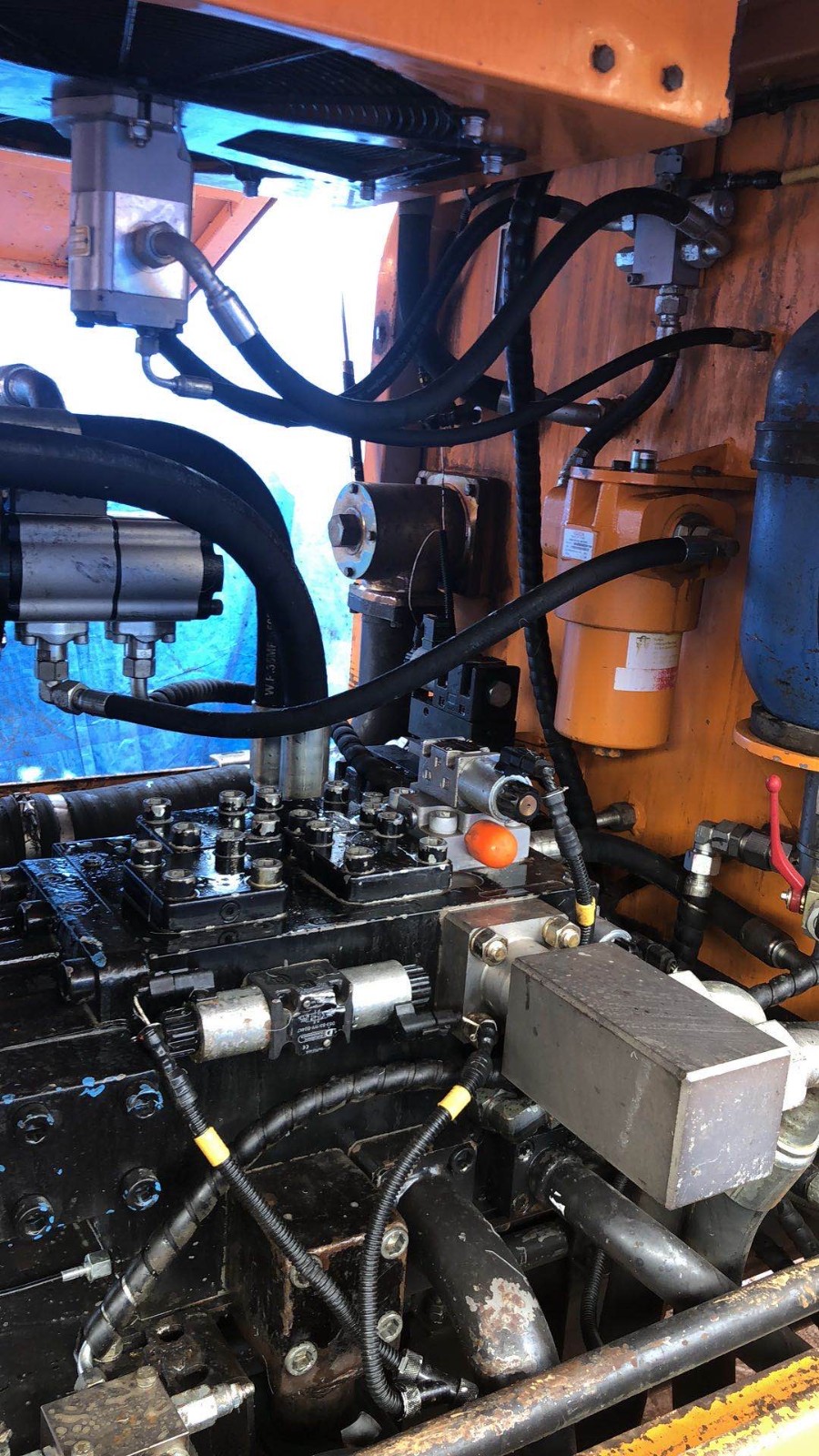 https://images.tongzsf.com/tong/truck_machine/20210128/16012194563141.jpg