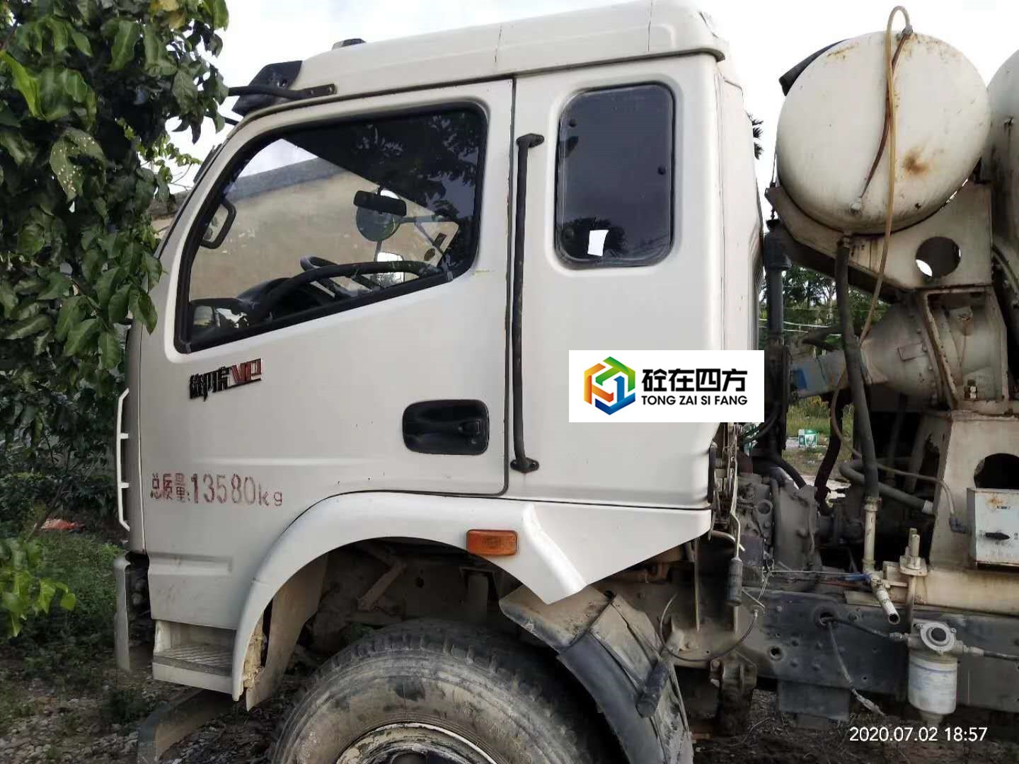 https://images.tongzsf.com/tong/truck_machine/20210128/160121a68c1e4d.jpg