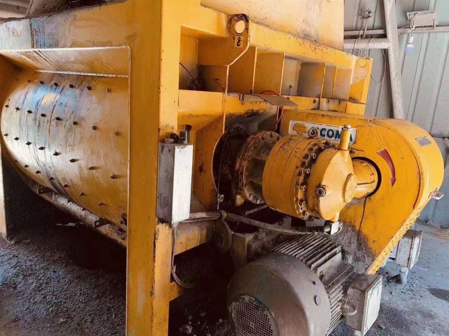 https://images.tongzsf.com/tong/truck_machine/20210128/160121b8e6a700.jpg