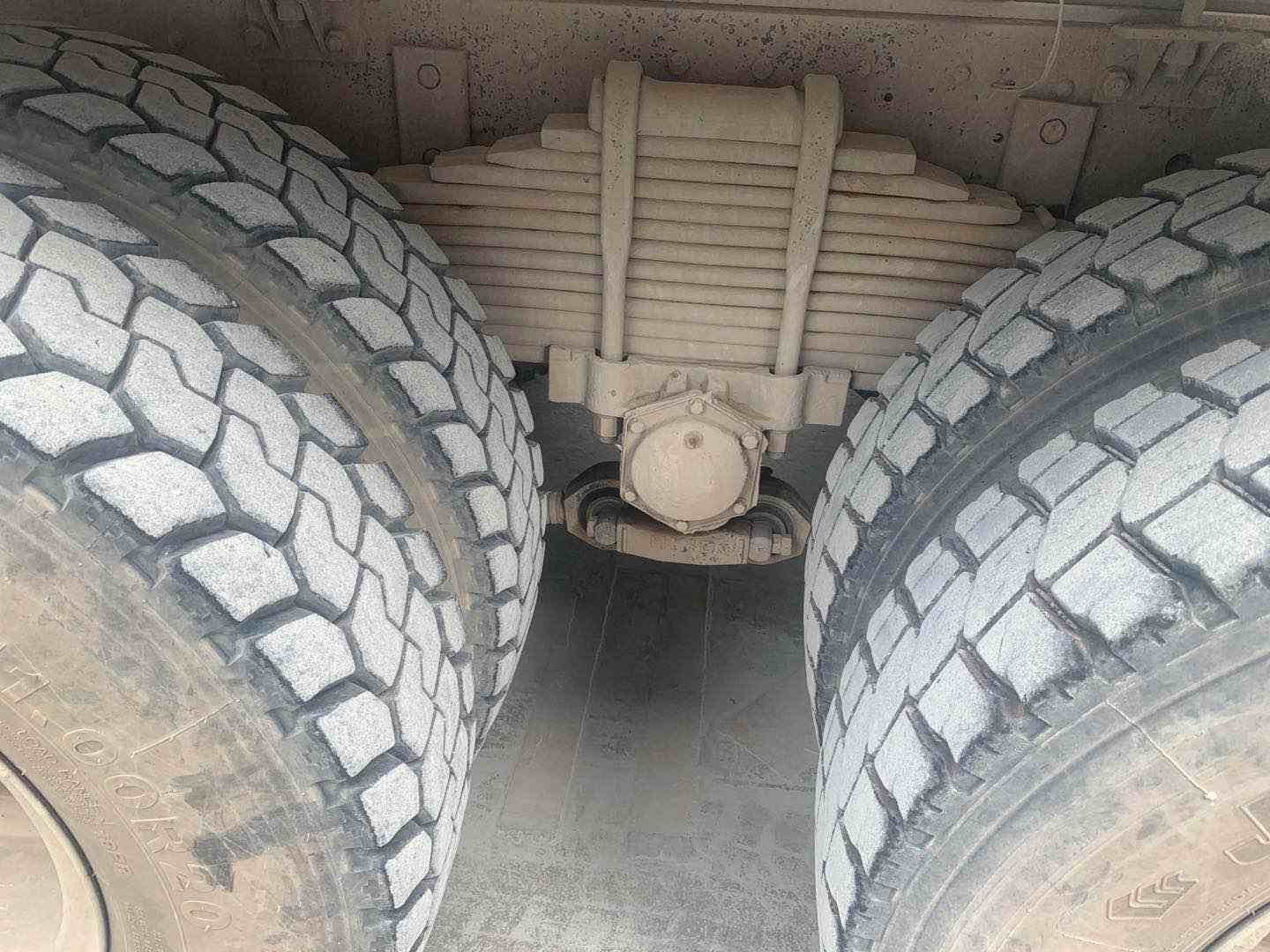 https://images.tongzsf.com/tong/truck_machine/20210128/160121cbde7f77.jpg