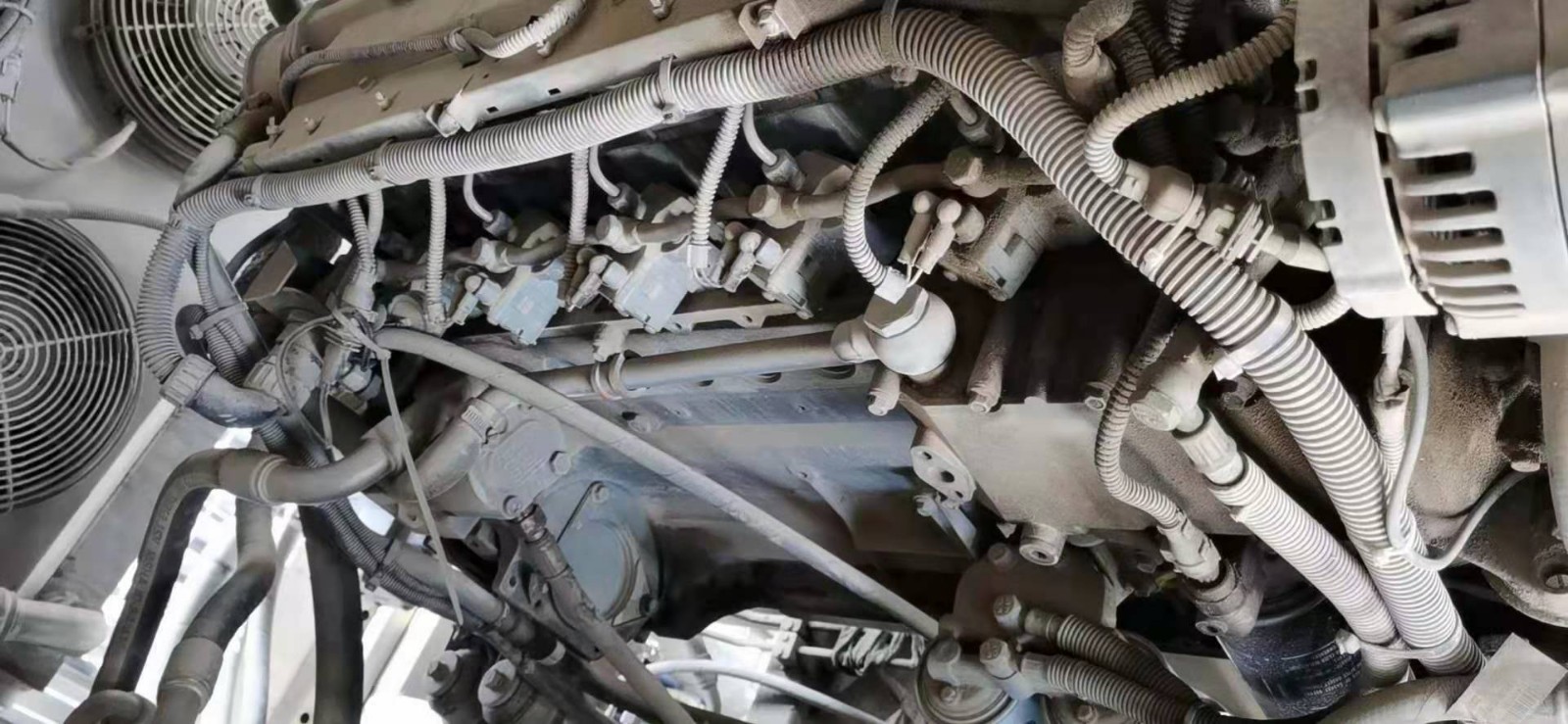 https://images.tongzsf.com/tong/truck_machine/20210128/160121df528cd4.jpg