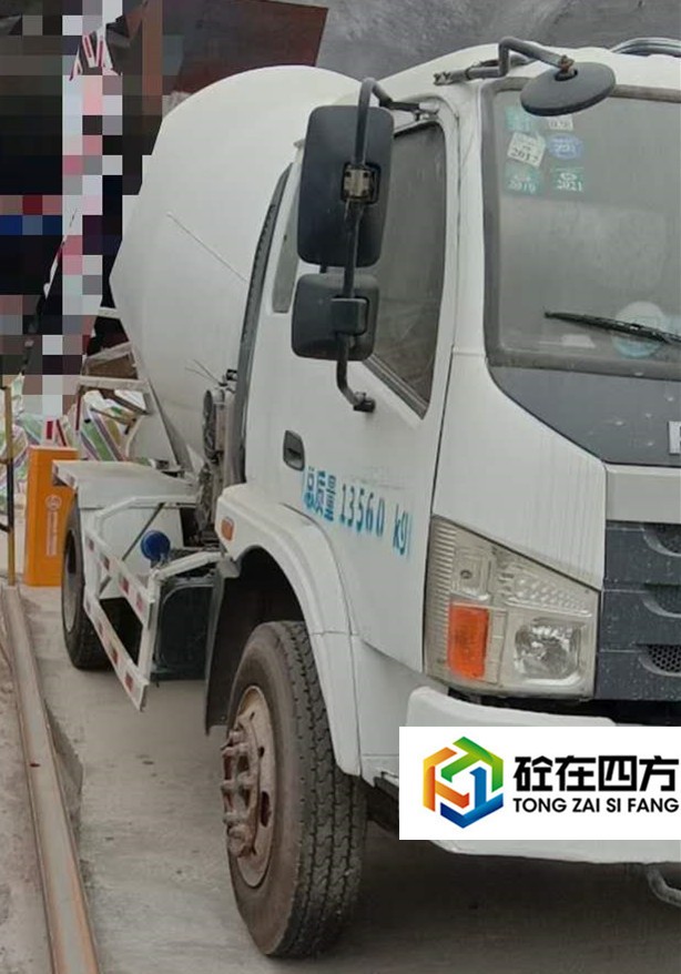 https://images.tongzsf.com/tong/truck_machine/20210128/160121df56d905.jpg